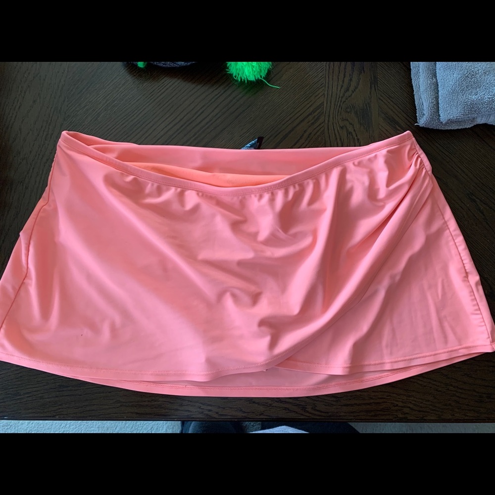Swim skirt